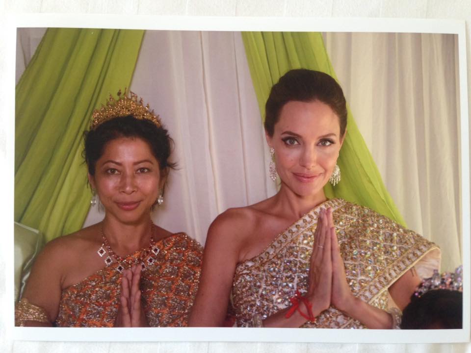 他们先杀了我父亲：一个柬埔寨女儿的回忆录剧照的剧照