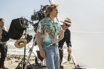 别担心，他不会走远的剧照的剧照