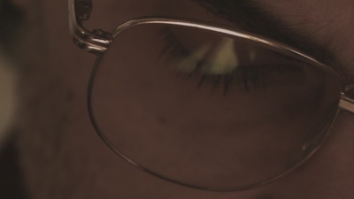 别担心，他不会走远的剧照的剧照