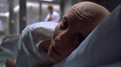 抛开自我空间剧照的剧照