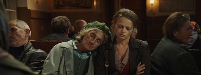 温柔女子剧照的剧照