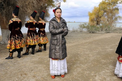 胡杨深处是我家剧照的剧照