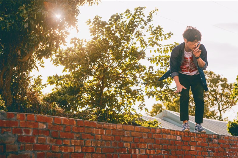 花甲大人转男孩剧照的剧照