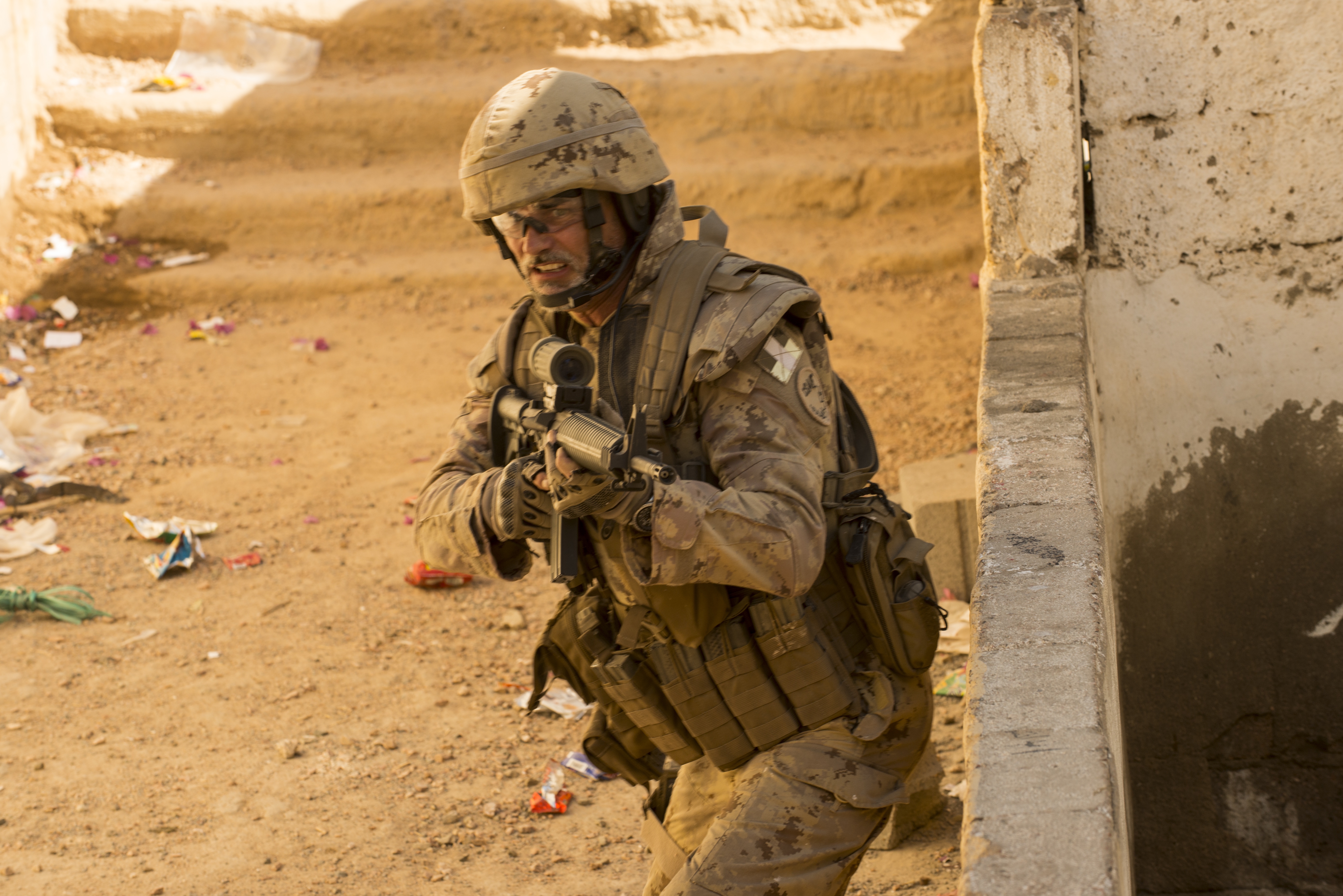 鬣狗之路剧照的剧照