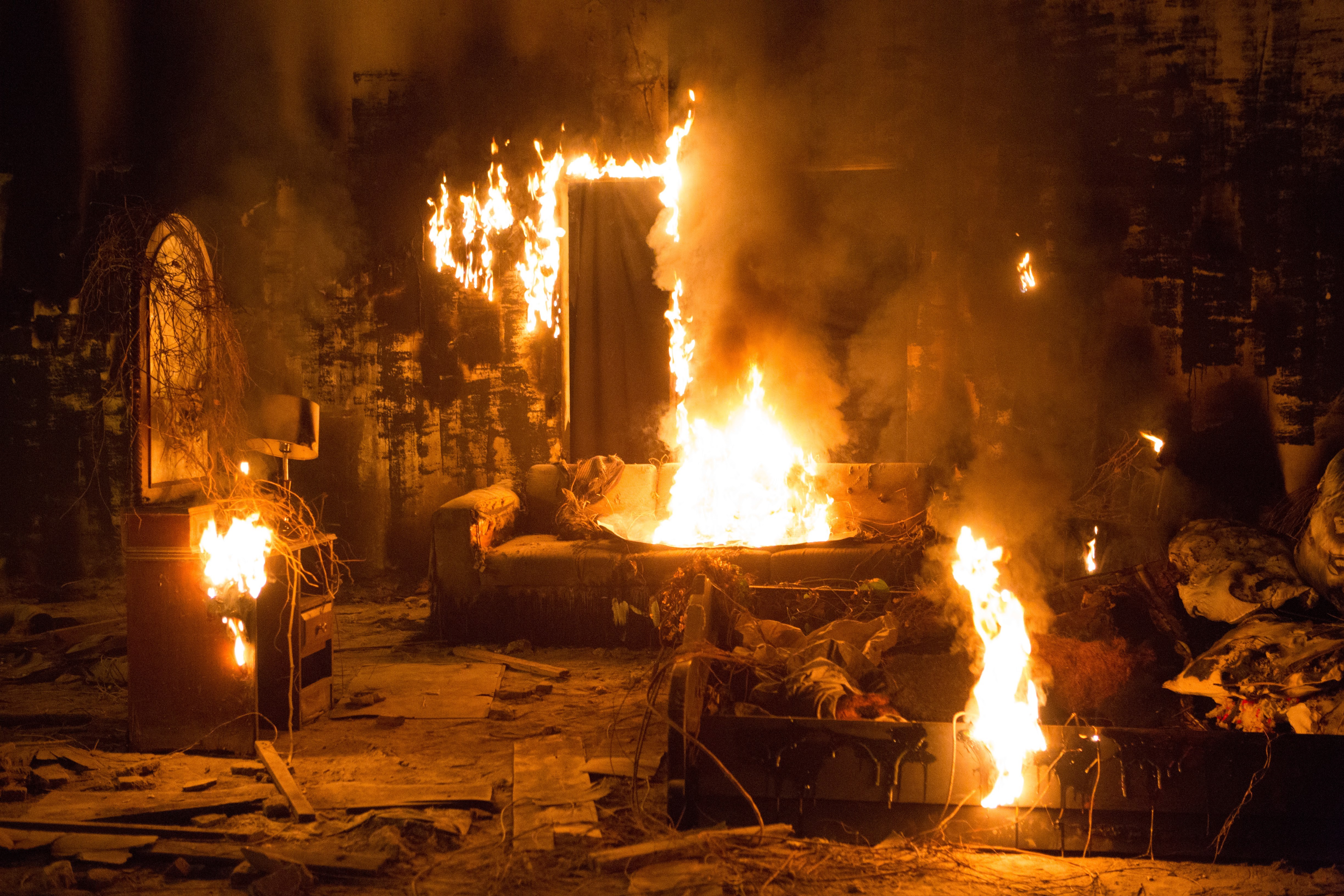 鬼屋剧照的剧照