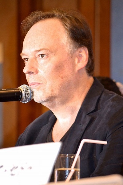 美女与野兽剧照的剧照