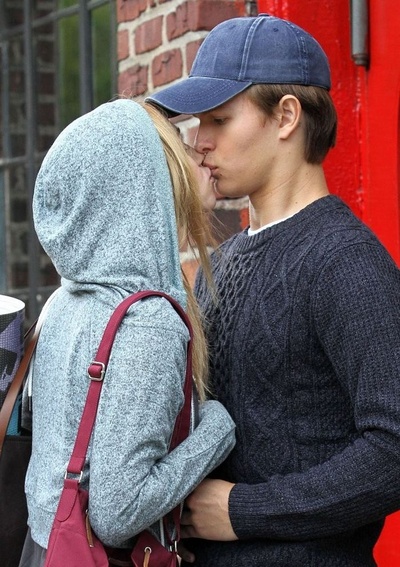 乔纳森剧照的剧照