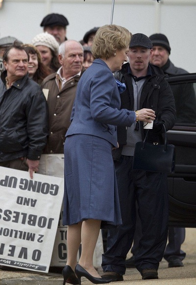 铁娘子：坚固柔情剧照的剧照