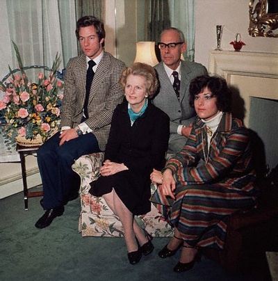 铁娘子：坚固柔情剧照的剧照