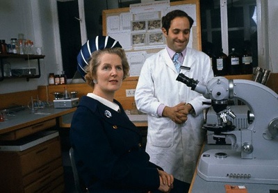 铁娘子：坚固柔情剧照的剧照