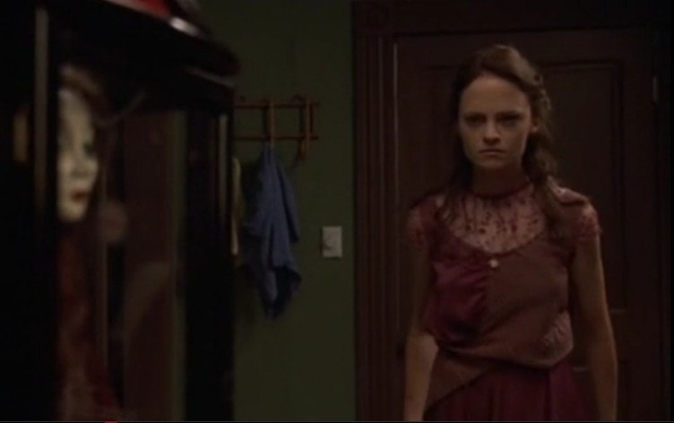 五月魔女剧照的剧照