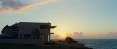 国王的全息图剧照的剧照