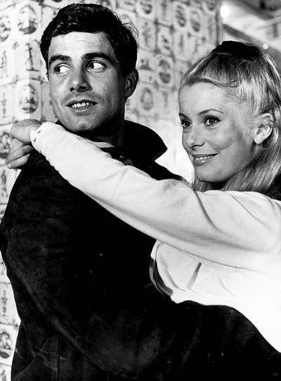 瑟堡的雨伞剧照的剧照