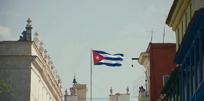 拉扎尔上校：给我未来剧照的剧照