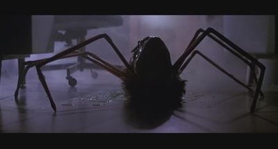 怪形剧照的剧照