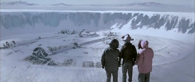 怪形剧照的剧照