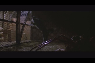 怪形剧照的剧照