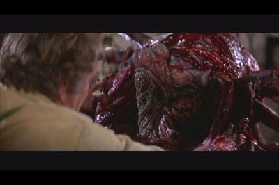 怪形剧照的剧照