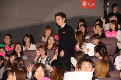 战神：只是爱着你 电影版剧照的剧照