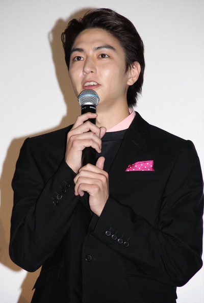 战神：只是爱着你 电影版剧照的剧照