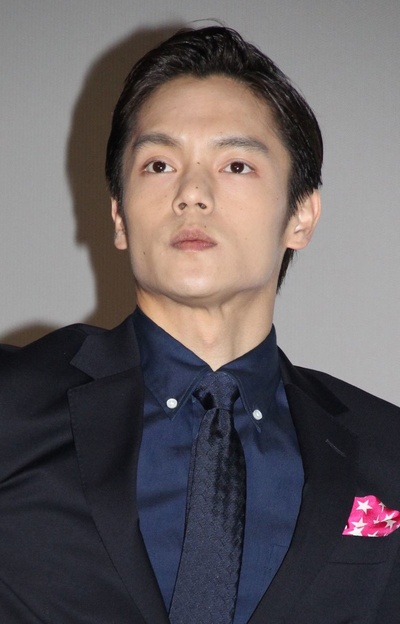 战神：只是爱着你 电影版剧照的剧照