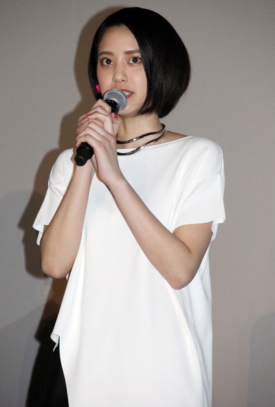 战神：只是爱着你 电影版剧照的剧照