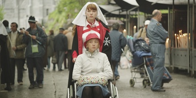 卢尔德剧照的剧照