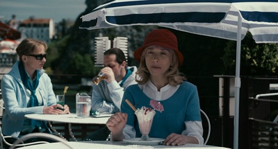 卢尔德剧照的剧照