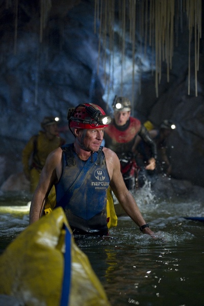 夺命深渊剧照的剧照