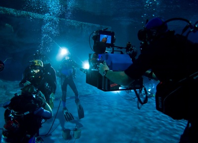 夺命深渊剧照的剧照