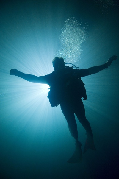 夺命深渊剧照的剧照