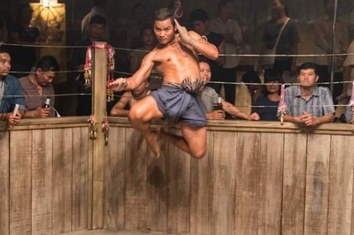 三重威胁之跨国大营救剧照的剧照