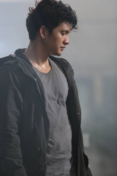 三重威胁之跨国大营救剧照的剧照