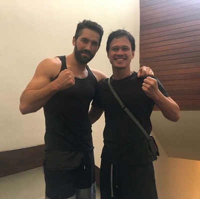 三重威胁之跨国大营救剧照的剧照