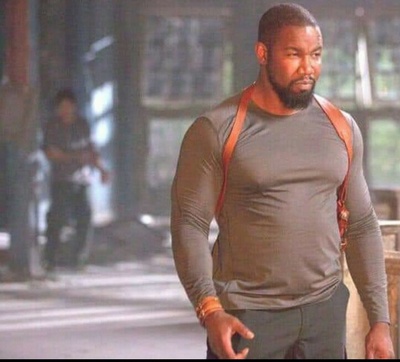 三重威胁之跨国大营救剧照的剧照