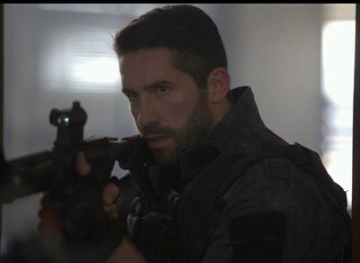 三重威胁之跨国大营救剧照的剧照