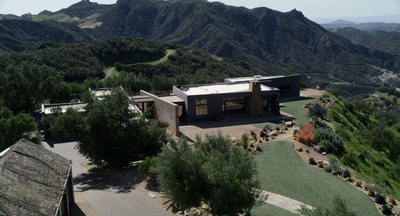 天鹅绒圆锯剧照的剧照