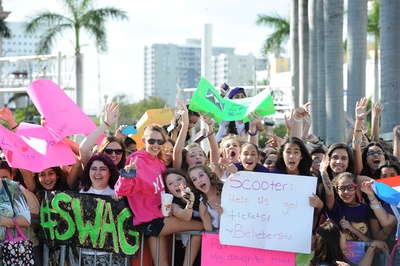 信仰贾斯汀·比伯剧照的剧照