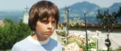 沉重的决定剧照的剧照