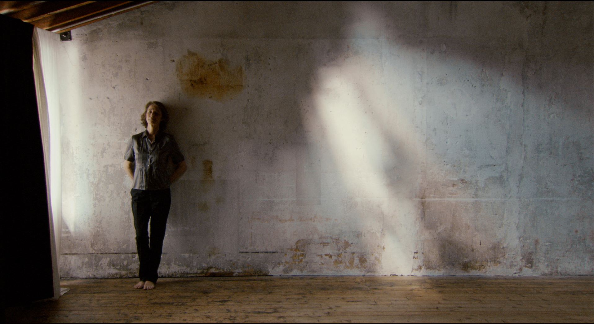 目光：走近夏洛特·兰普林剧照的剧照