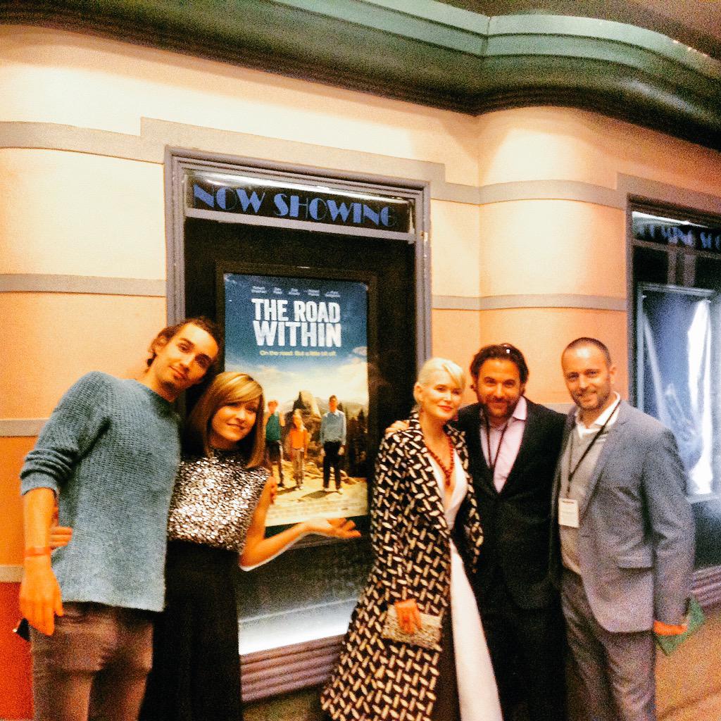 不凡之路剧照的剧照