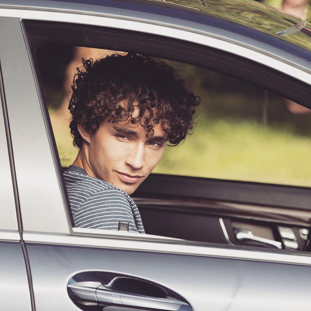 不凡之路剧照的剧照