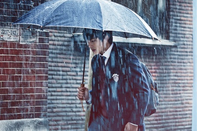 华颐：吞噬怪物的孩子剧照的剧照