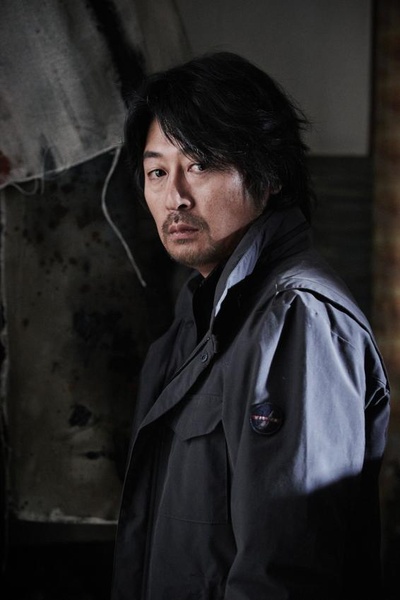 华颐：吞噬怪物的孩子剧照的剧照