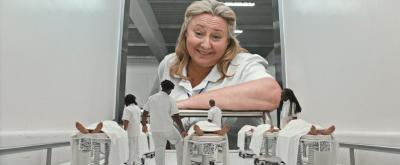 缩小人生剧照的剧照