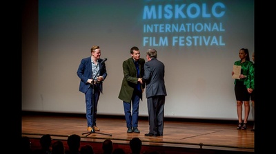 重金属囧途剧照的剧照