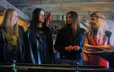 重金属囧途剧照的剧照