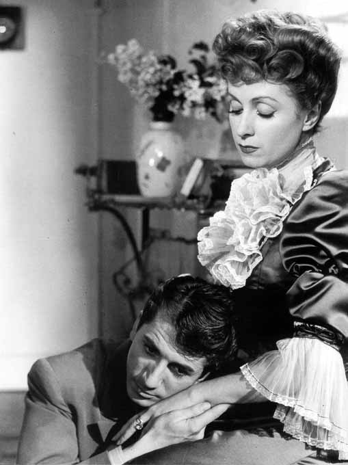 轮舞剧照的剧照