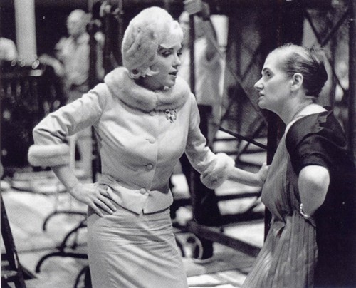 濒于崩溃剧照的剧照