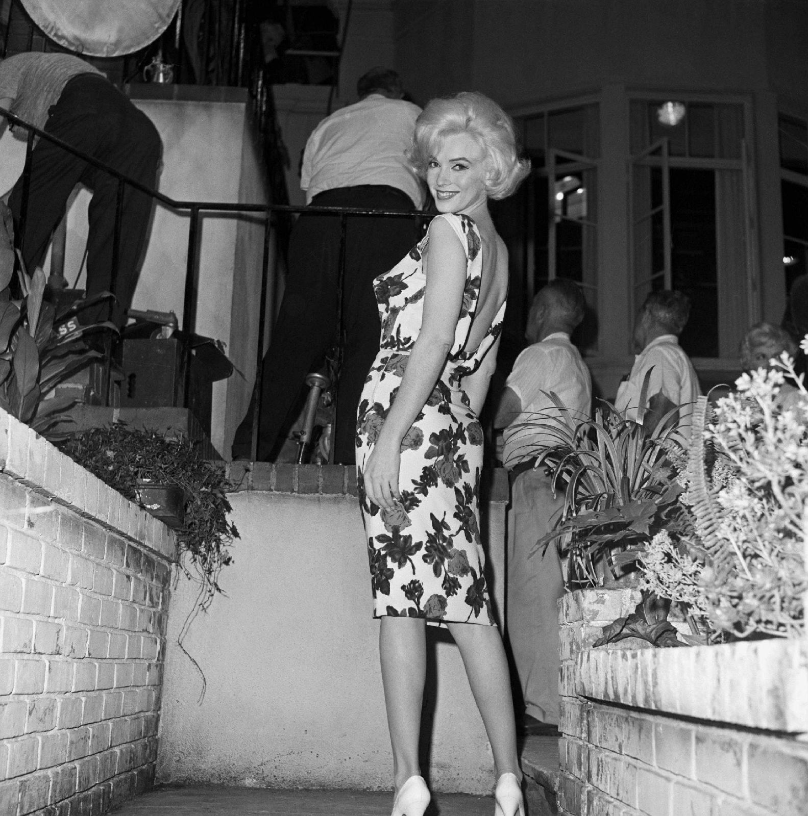 濒于崩溃剧照的剧照